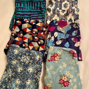 NEW, NEVER WORN ONE SIZE (S) LEGGINGS SIX (6) PAIRS NICEST COLORS GREAT DEAL